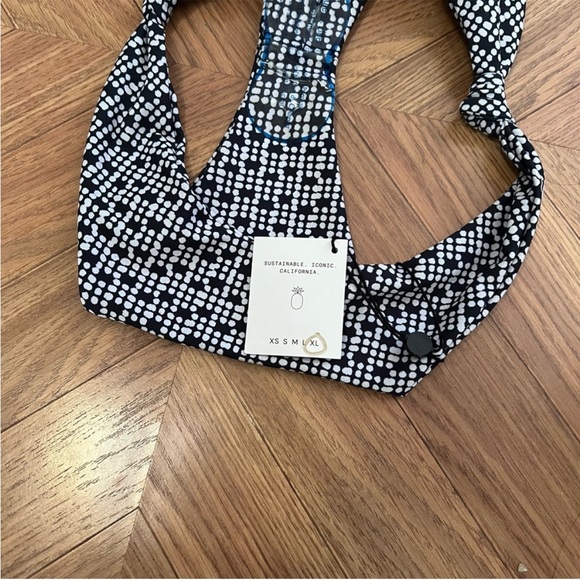 Skatie Navy Blue White Patterned Triangle Bikini Set with High Leg Bottoms - Picture 4 of 7